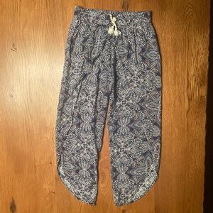 Art Class Flowy Split Front Pants Size M(7-8)